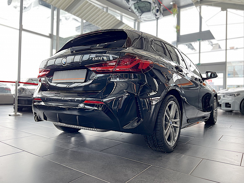 BMW 118 i M Sport Thumbnail 5