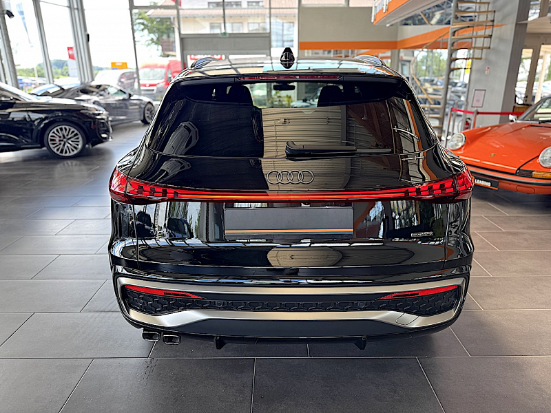 Audi Q5 TDI quattro S tronic Thumbnail 4