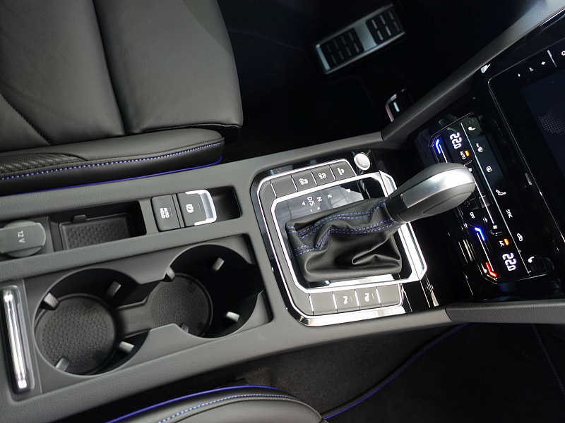 Volkswagen Arteon R Shooting Brake  Thumbnail 11