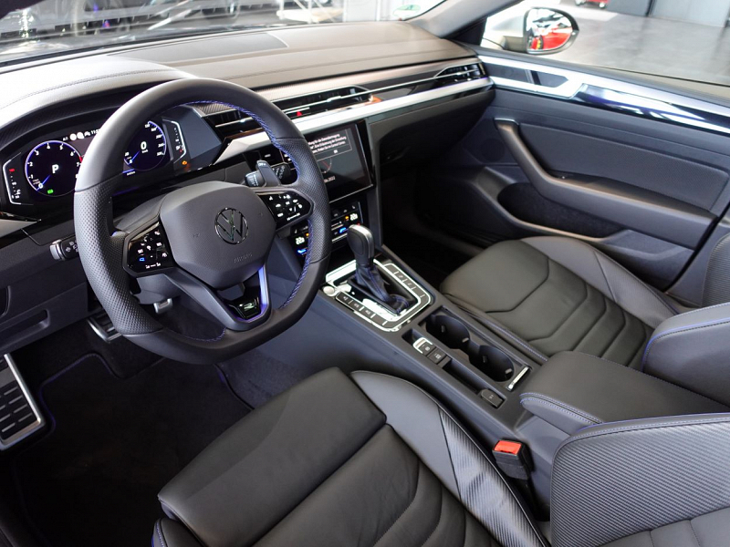 Volkswagen Arteon R Shooting Brake  Thumbnail 9