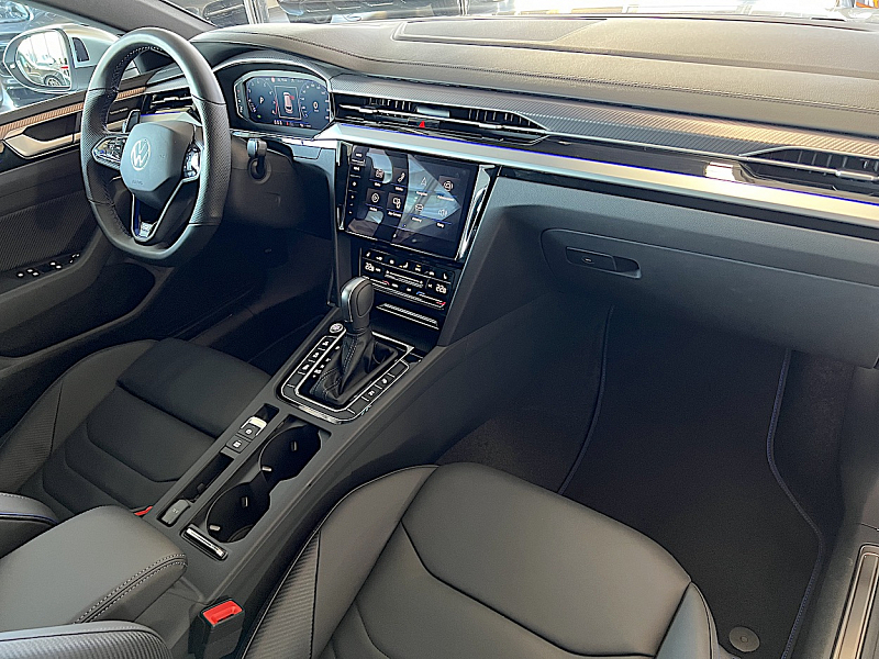 Volkswagen Arteon R Shooting Brake 2.0 TSI 4Motion Thumbnail 11