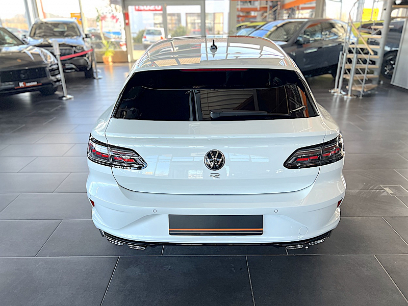 Volkswagen Arteon R Shooting Brake 2.0 TSI 4Motion Thumbnail 4
