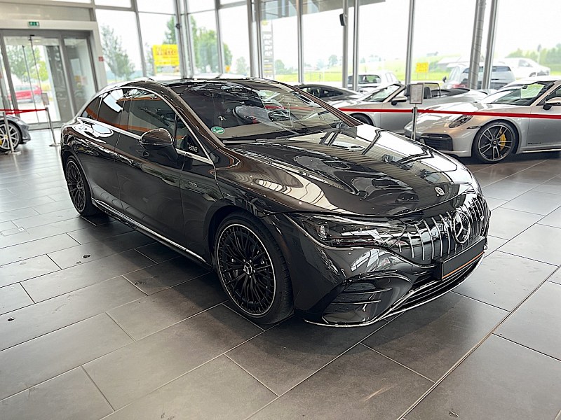 Mercedes-Benz EQE AMG 43 4Matic Thumbnail 7