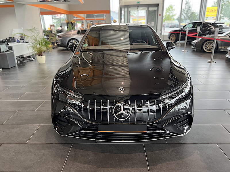 Mercedes-Benz EQE AMG 43 4Matic Thumbnail 8